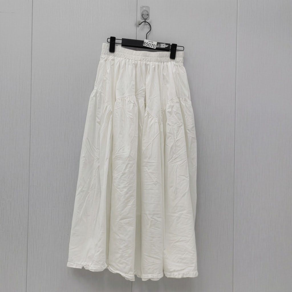 White Tiered Maxi Long Skirt (Category: Skirts) located in Subic. Submitted by cyrelll (Listing ID 1468225106, Image 1). Description: SIZE: 25-30 inches.