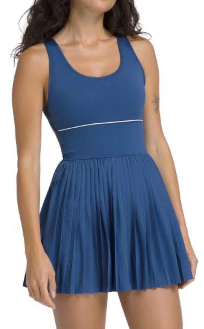 Wilson dress (Category: Dresses) located in Manila. Submitted by bellafleur (Listing ID 1468185213, Image 2). Description: With tag.