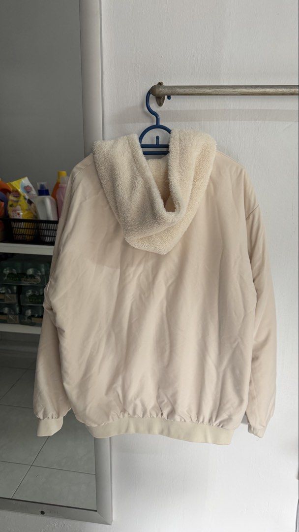 Winter Jacket (Category: Coats, Jackets and Outerwear) located in Singapore. Submitted by Rebecca289 (Listing ID 1468205017, Image 2). Description: Winter jacket Minor stained on the chest area, barely noticeable if see from far away Selling at $10.