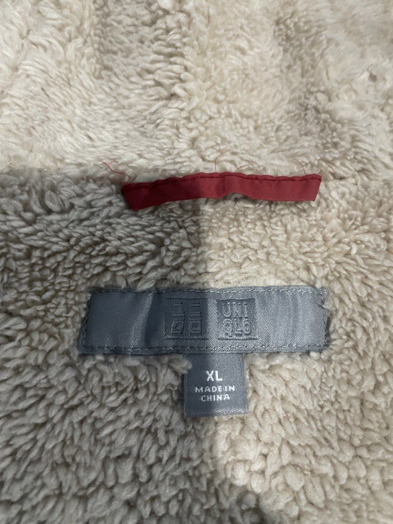 Winter Jacket (Category: Coats, Jackets and Outerwear) located in Binan City. Submitted by winds06 (Listing ID 1468209363, Image 3). Description: Selling my Winter Jacket. Used twice. Size XL. Uniqlo. Very good condition..