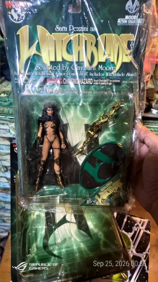 Witchblade Sara Pezzini (Category: Figurines & Statues) located in Taguig. Submitted by ianuydc (Listing ID 1468253304, Image 3). Description: PTPA PLS READ TO SAVE US TIME!!! BASA BASA PO! FOR SALE: TAKE ALL/SET 90s witchblade Sara Pezzini! All figs will be back in boxes/cards except statue will provide replacement box. As is statue, golden witchblade is MOC. All accessories complete. First to pay po tayo. LOC: TAGUIG MOP: MARIBANK/CIMB/MAYA/GCA