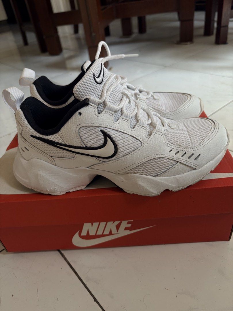 Wmns Nike Air Heights White Black (Category: Sneakers) located in Paranaque City. Submitted by ja_ac17 (Listing ID 1468068712, Image 1). Description: - Brand: Nike (Women's Air Heights) - Colorway: White and Black - Size: US 9 / UK 6.5 / EUR 40.5 / 26 cm - Design: Chunky sole with mesh and leather upper panels - Inclusion: Original red Nike shoe box - Condition: Excellent / Well-maintained - Mode of Payment: GCash or Bank Transfer - Shipping: Via