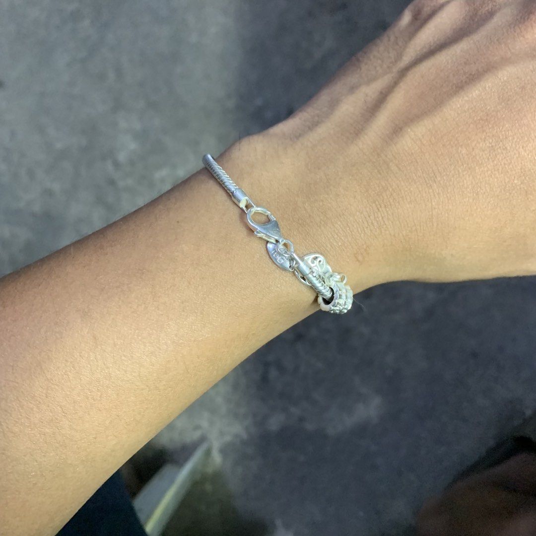 Women Bracelet Silver 925 (Category: Body Jewelry) located in Antipolo. Submitted by redwatchmnl (Listing ID 1468179930, Image 3). Description: 8 inches 17.8grams total ₱2.8k Antipolo location.