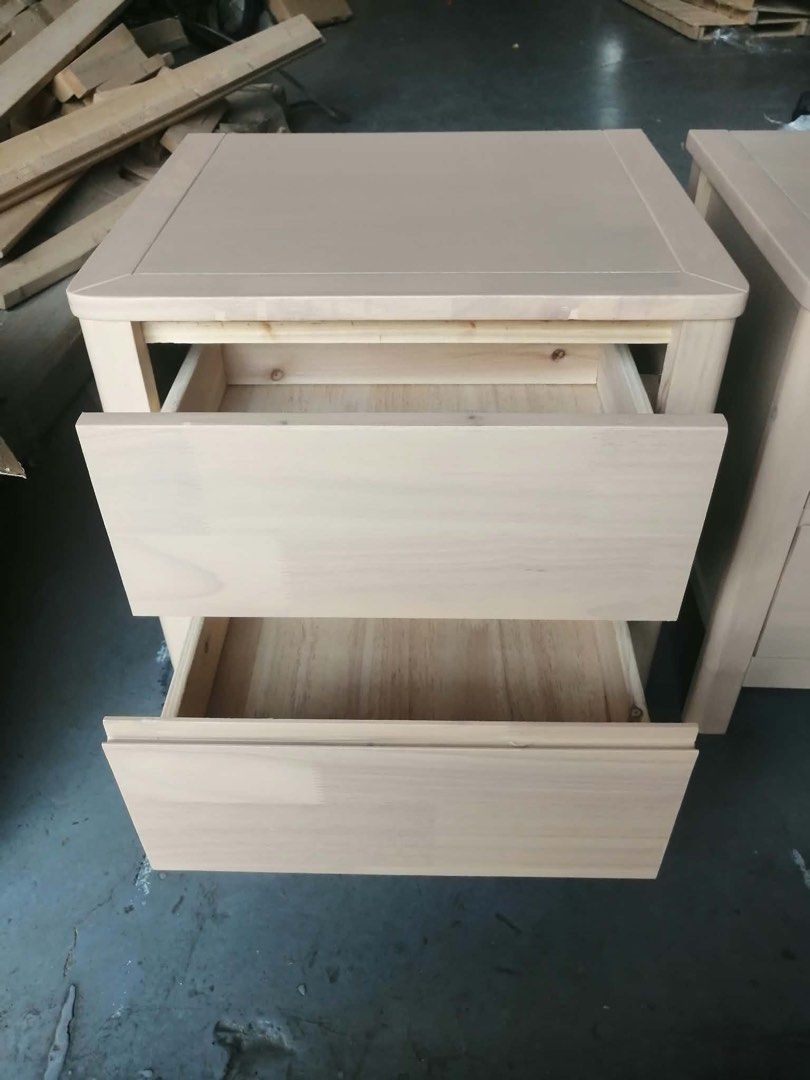 Wooden Side Table (Category: Tables & Sets) located in Valenzuela. Submitted by jhagonzales (Listing ID 1468194434, Image 2). Description: .