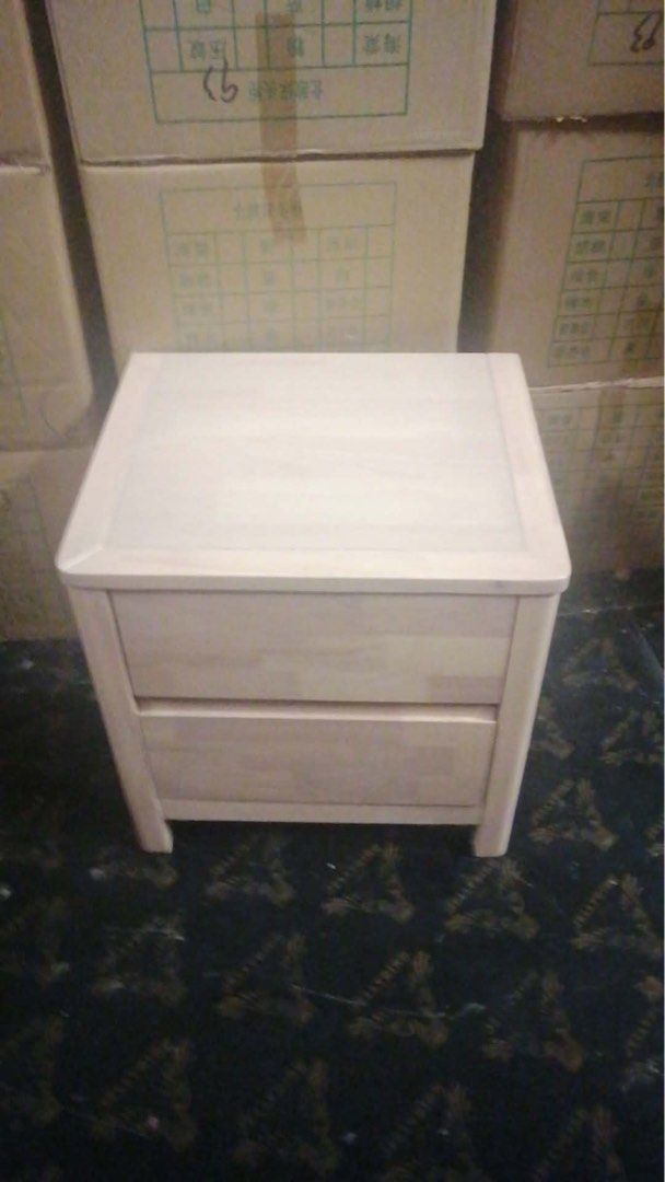 Wooden Side Table (Category: Tables & Sets) located in Valenzuela. Submitted by jhagonzales (Listing ID 1468194434, Image 3). Description: .