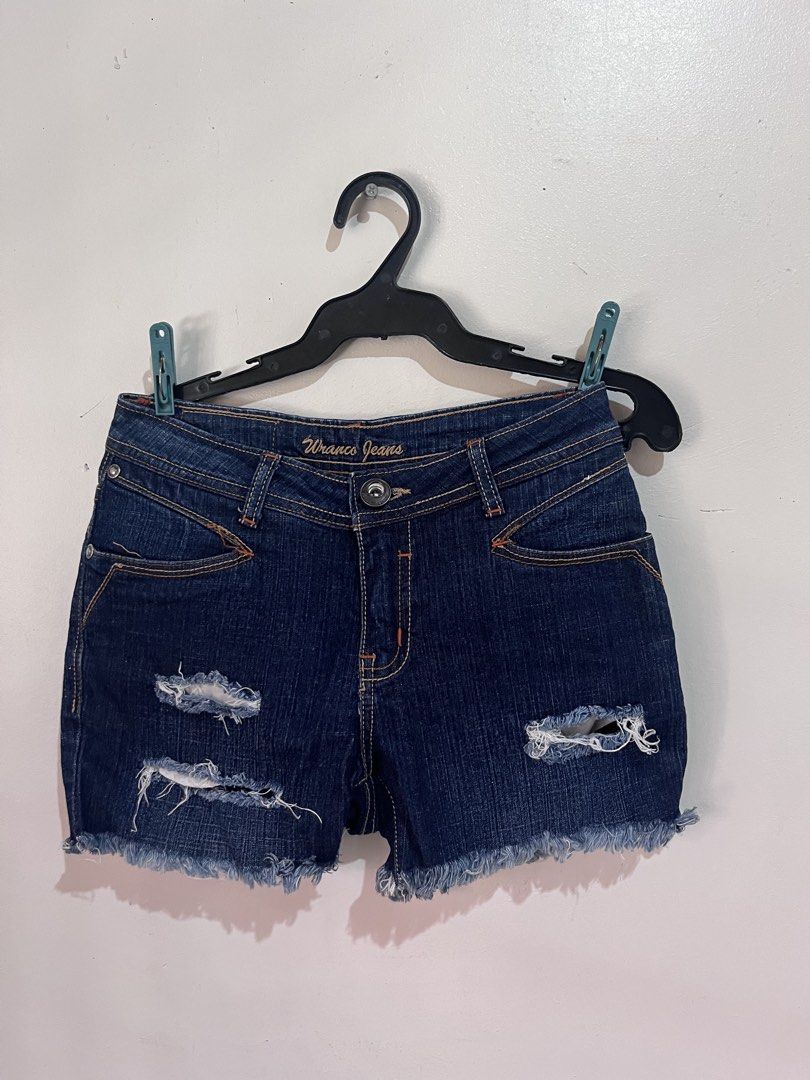 Wranco Denim Shorts (Category: Shorts) located in Manila. Submitted by serra_shop (Listing ID 1468201245, Image 1). Description: Waist 23-25 Xs-Small Location: Pampanga Courier: J&T.