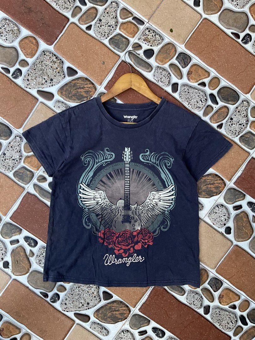 wrangler y2k vibes tshirt (Category: Shirts) located in Polangui. Submitted by thruftgineer (Listing ID 1468229597, Image 1). Description: .