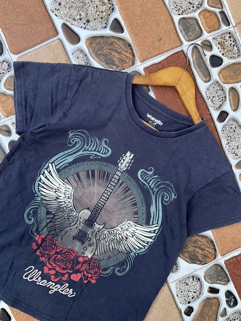 wrangler y2k vibes tshirt (Category: Shirts) located in Polangui. Submitted by thruftgineer (Listing ID 1468229597, Image 2). Description: .