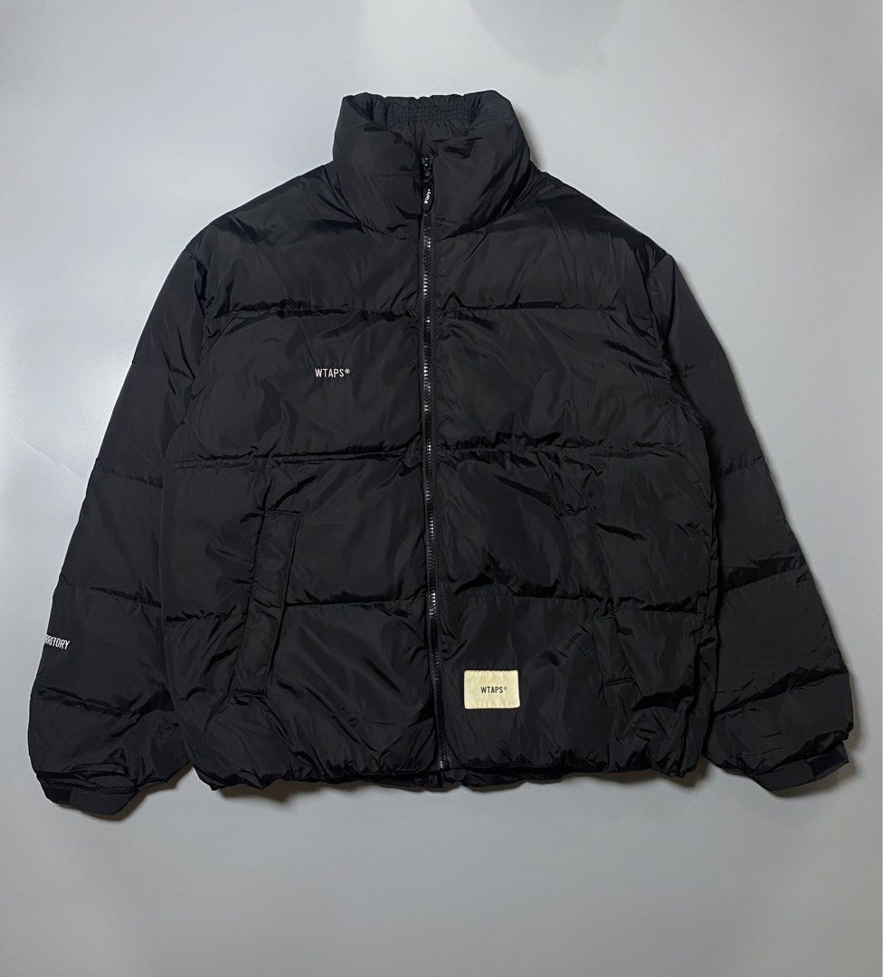 WTAPS 20AW Bivouac Jacket Poly Taffeta (Category: Coats, Jackets and Outerwear) located in Makati City. Submitted by earnx_ (Listing ID 1468188104, Image 1). Description: WTAPS 20AW Bivouac Jacket Poly Taffeta - Size X03 on tag - Dimension is 25x27 - Good Asnew Condition - Honest issue inside print see photo - 10/10 Color Rate - 10/10 Condition - NEGOTIABLE FOR SURE BUYER ‼️‼️ .