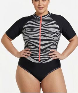 (Category: ) located in . Submitted by sunnyfloshop (Listing ID 1468206138, Image 1). Description: .