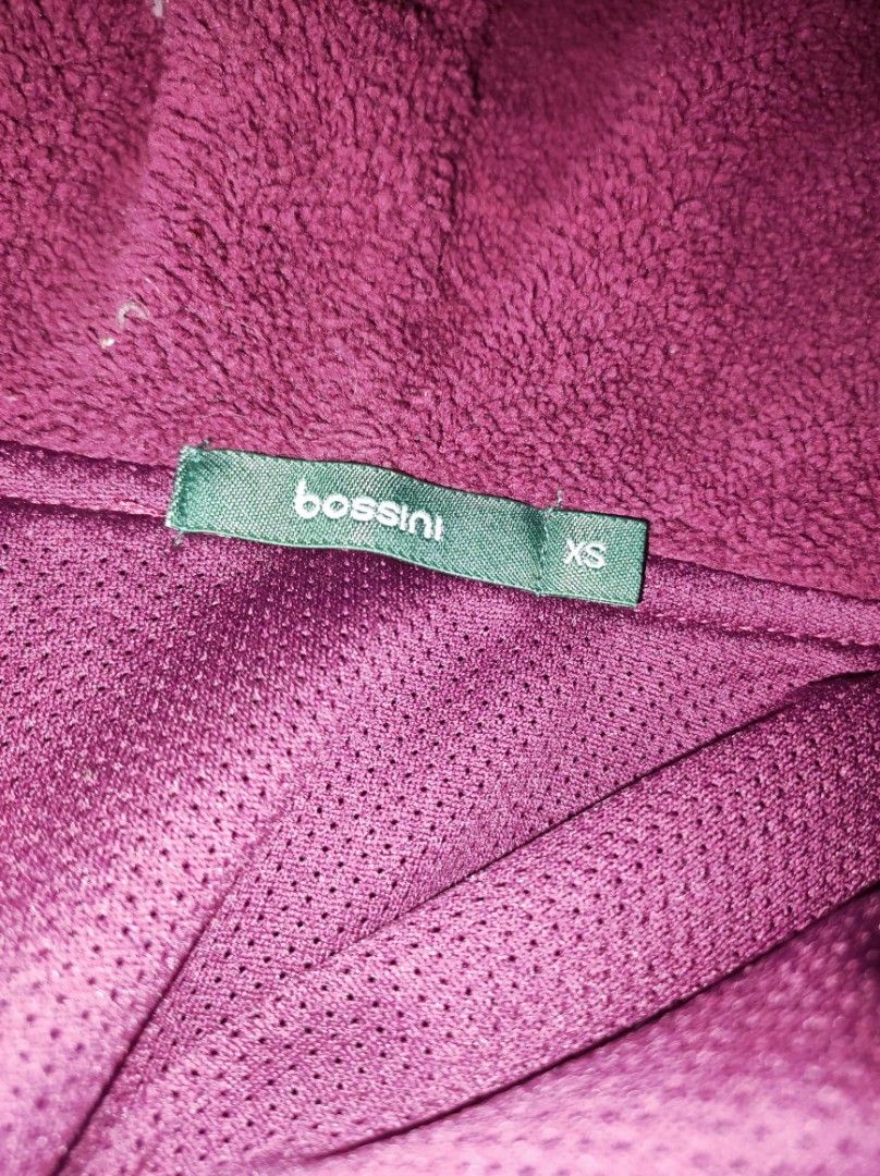 Y2K Bossini Burgundy Jacket (Category: Coats, Jackets and Outerwear) located in San Carlos. Submitted by rae.shellection (Listing ID 1468130198, Image 3). Description: 🐚s-m 🐚no issues 🐚can be unisex 🐚manage your expectations mod: J&T mop: Gcash.