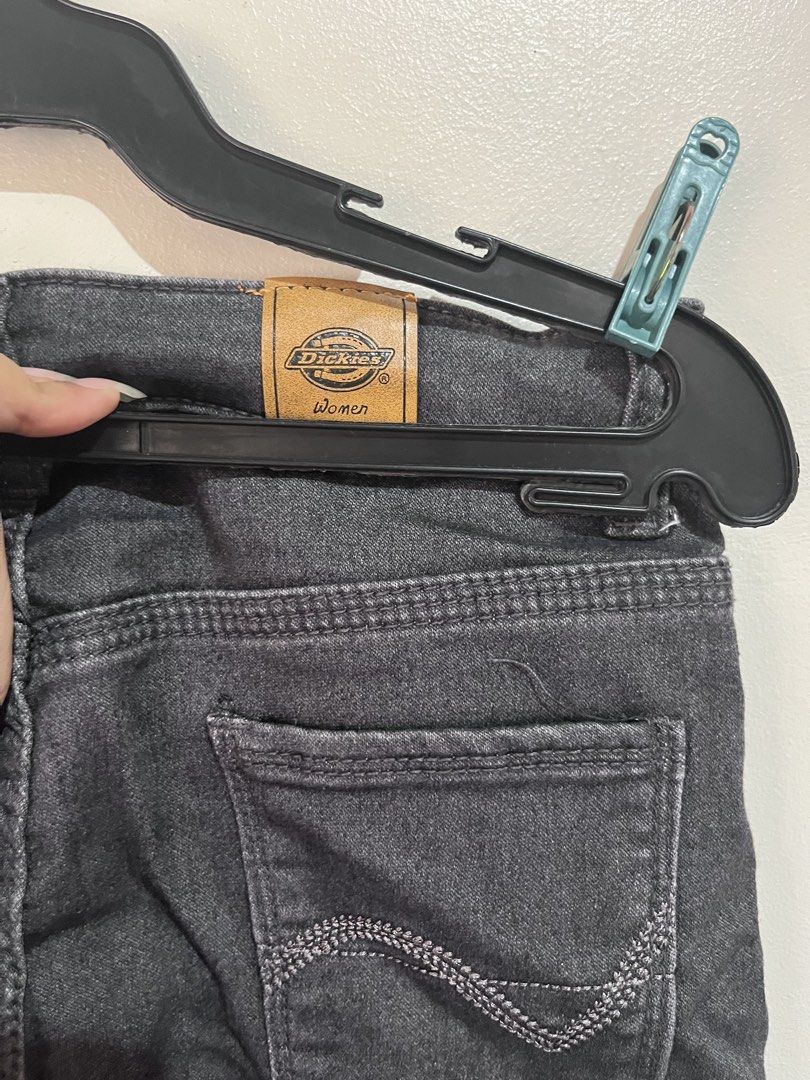 Y2K Denim Jeans Dickies (Category: Jeans) located in Manila. Submitted by serra_shop (Listing ID 1468203482, Image 3). Description: Waist 23-26 Dickies Xs-Small Location: Pampanga Courier: J&T.