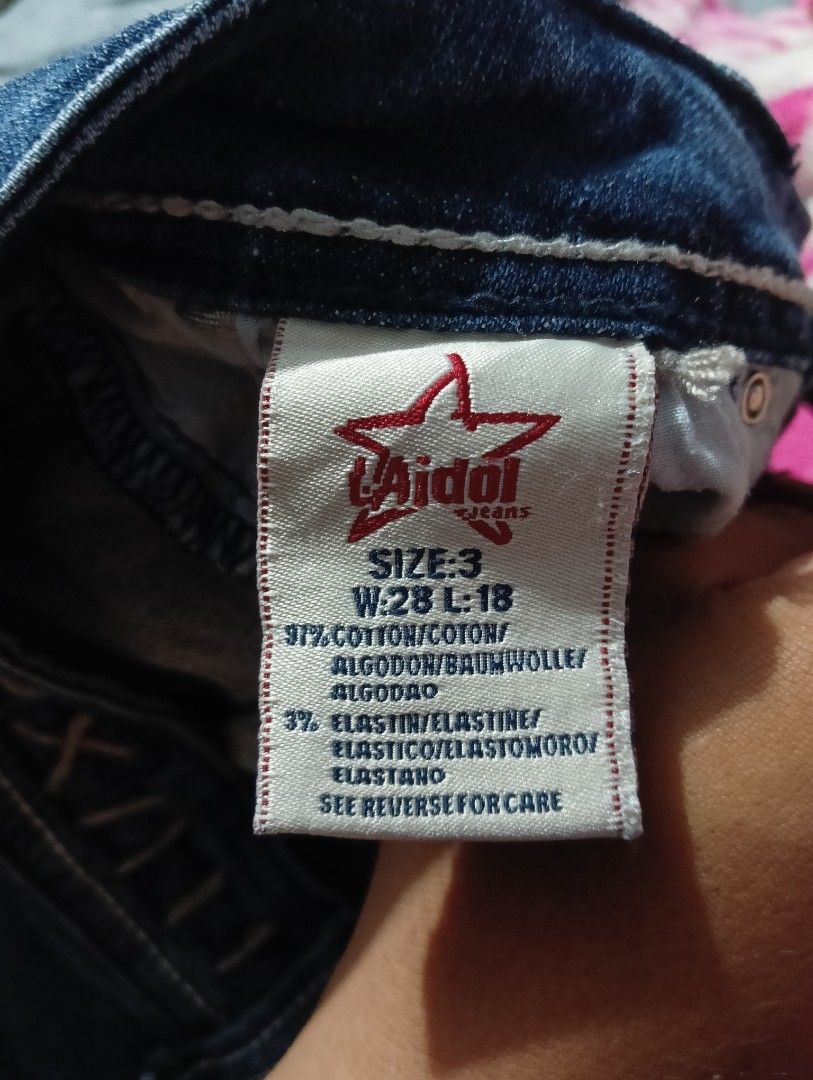 Y2k La Idol grunge rhinestone pants (Category: Jeans) located in Binangonan. Submitted by uhwhynot (Listing ID 1467495913, Image 3). Description: .