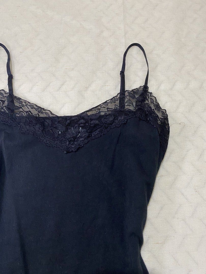 Y2k Lace Cami Top (Category: Sleeveless) located in Marilao. Submitted by kyssmarila (Listing ID 1468226818, Image 3). Description: — Size: XS-S but M on tag — Condition: 9/10 — Flaws: None — Lace/Straps is still in good condition.