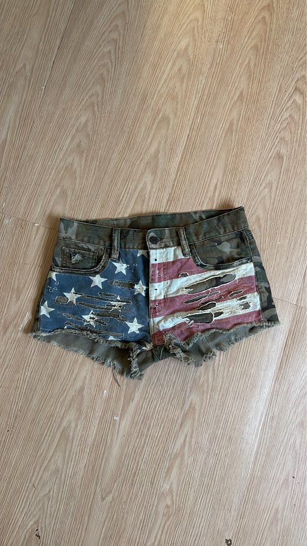 y2k short (Category: Shorts) located in Cavite. Submitted by yshadaine (Listing ID 1468254936, Image 1). Description: .