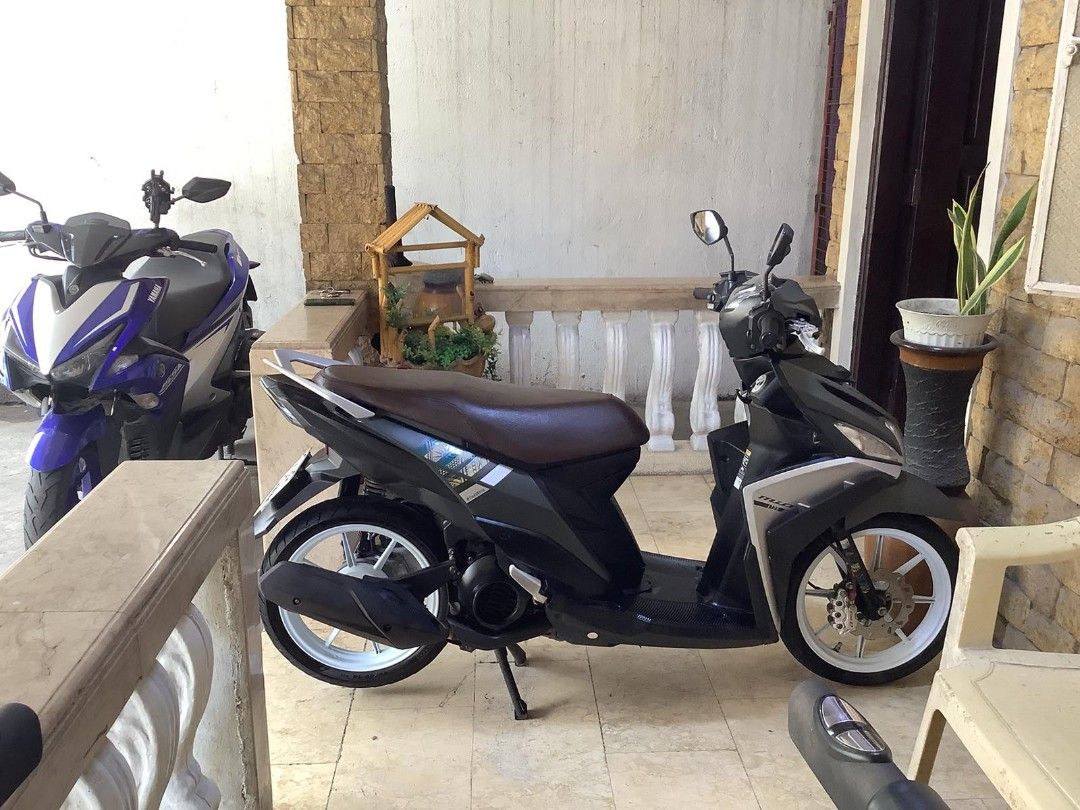 YAMAHA MIO I 125 (Category: Motorbikes for Sale) located in Antipolo. Submitted by nestoanie (Listing ID 1468281140, Image 3). Description: 📌 MIO I 125S FOR SALE 📌 LIMITED EDITION 📌 GOOD AS NEW 📌 NAKA RB8 MAGS 📌 LOW MILEAGE 📌 NOTE: LATE REGISTERED HINDI PO KASI NAGAGAMIT 📌 COMPLETE ORIGINAL O.R C.R 📌 TXT OR CALL NALANG PO ☎️ 09225238803.