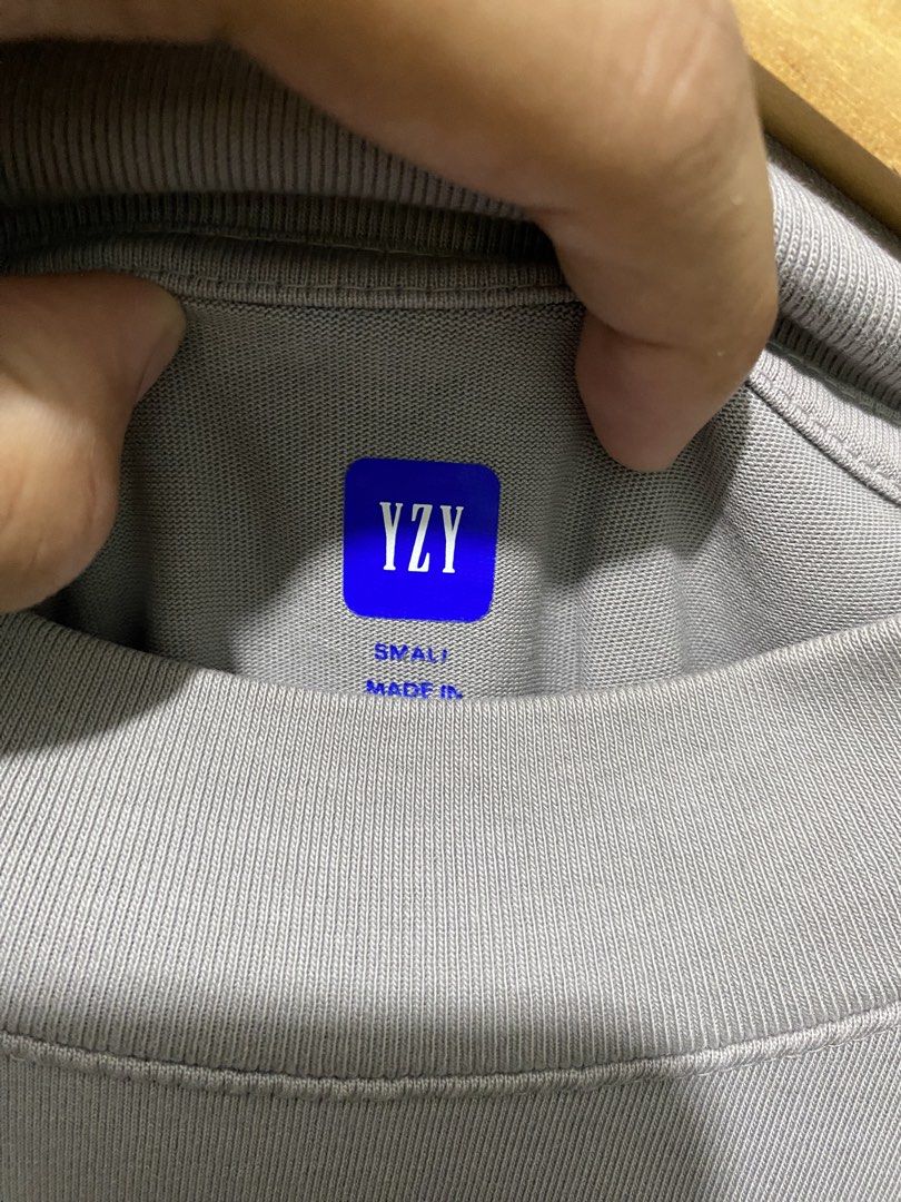 YEEZY X GAP (Category: Tshirts & Polo Shirts ) located in Rizal. Submitted by thrift.cartel (Listing ID 1468201006, Image 3). Description: FOR BIG BOYS.