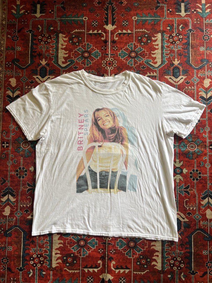 Young Britney Spears White Tee (Category: Tshirts & Polo Shirts ) located in Imus. Submitted by the1994thriftshop.ph (Listing ID 1468173444, Image 1). Description: Young Britney Spears White Tee Size: XL (Boxy XL) Pit to pit: 24 inches Top to bottom: 28 inches Good condition no major issue Price: Php 1,000.