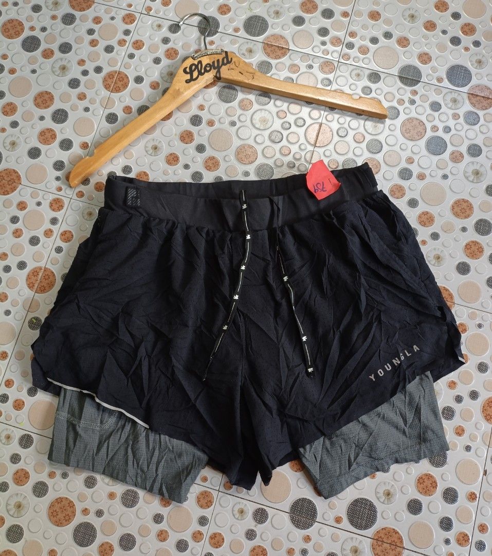 YOUNGLA 2-1 Lined Short (Category: Shorts) located in Manila. Submitted by chavez_lloyd (Listing ID 1468120048, Image 1). Description: Young La 2-1 Lined Short Good Condition Size: Medium Dimensions: •Waist: 28-34 location:negross occidental.