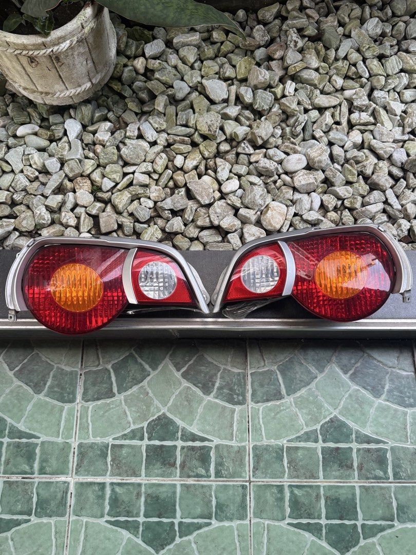 Z4 taillights (Category: Body Parts and Accessories) located in Bulacan. Submitted by channochance (Listing ID 1468177756, Image 2). Description: Came from z4 Offer me price.