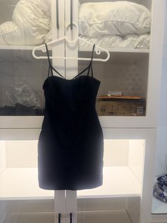 (Category: ) located in . Submitted by destashingmycloset (Listing ID 1468105718, Image 1). Description: .