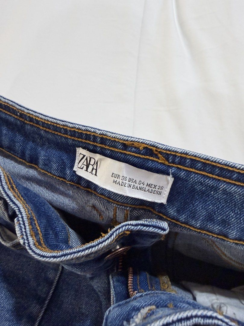 Zara Denim Flared Pants (Category: Jeans) located in San Juan City. Submitted by shoprinat (Listing ID 1468094734, Image 3). Description: .