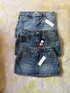 (Category: ) located in . Submitted by rosydoll.archive (Listing ID 1468115828, Image 1). Description: .