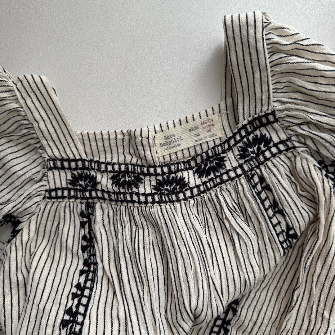 Zara Linen Dress (Category: Babies & Kids Fashion) located in Pasay City. Submitted by littlebebekidsstuff (Listing ID 1468158891, Image 3). Description: Size: 18-24m.