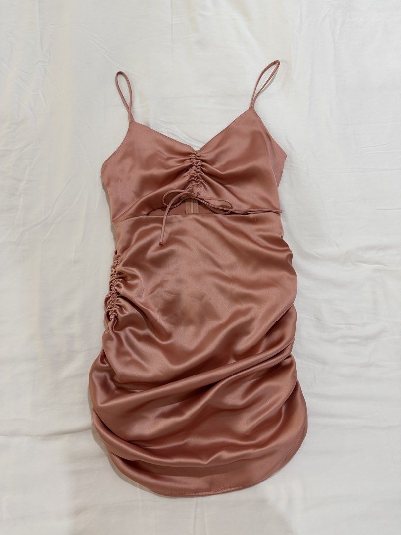 Zara Salmon Pink Dress (Category: Dresses) located in San Juan City. Submitted by shoprinat (Listing ID 1468095202, Image 1). Description: .