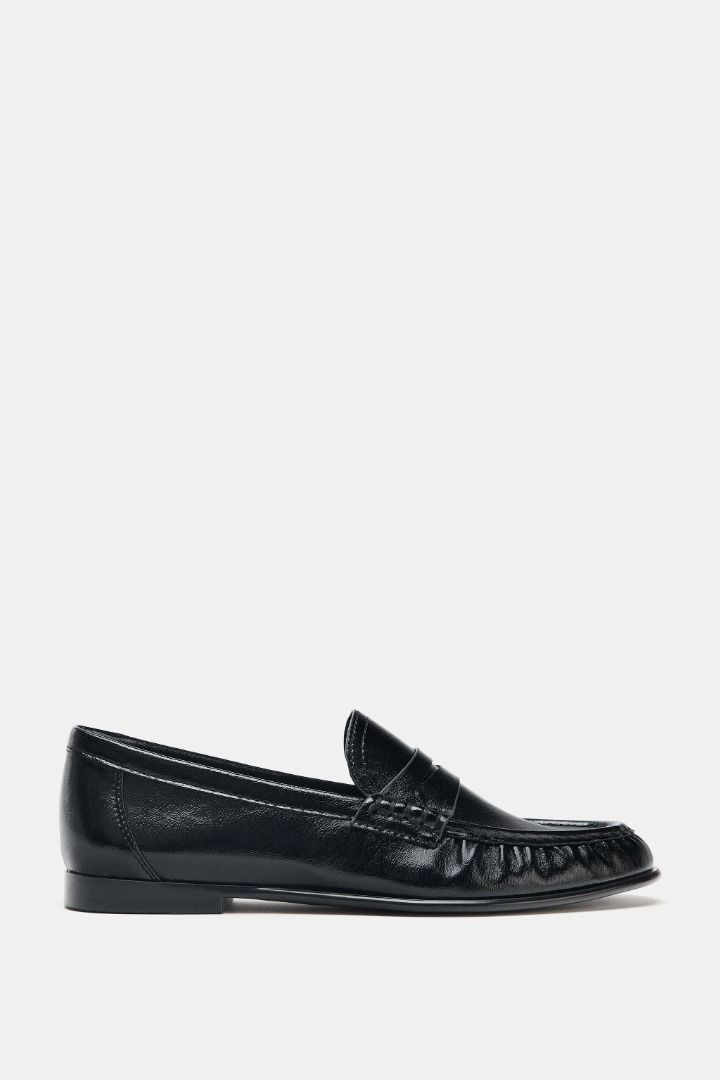 Zara Soft Gathered Loafers (Category: Flats & Sandals) located in Paranaque City. Submitted by consciouscleanout (Listing ID 1468164674, Image 3). Description: Brand new and unused. Bought for 2,695 Women's EU 40, US 9 RFS: impulse buy.