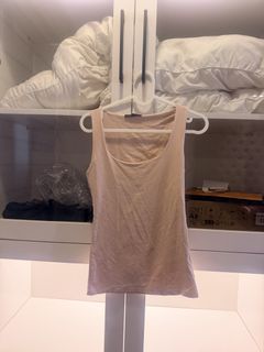 (Category: ) located in . Submitted by destashingmycloset (Listing ID 1468123421, Image 1). Description: .