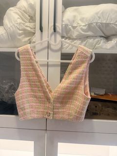 (Category: ) located in . Submitted by destashingmycloset (Listing ID 1468115268, Image 1). Description: .
