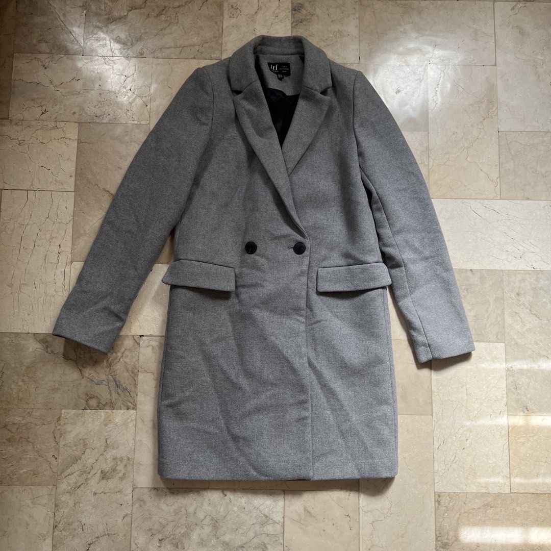Zara wool gray coat (XS-S) (Category: Coats, Jackets and Outerwear) located in Cebu City. Submitted by sammaemendoza (Listing ID 1468187240, Image 1). Description: Thick and heavy. Pockets are functional..