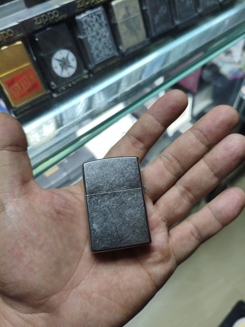 Zippo Street Chrome (Category: Vintage Collectibles) located in Paranaque City. Submitted by Sensation (Listing ID 1468234987, Image 2). Description: Used, no box. Free refill of Zippo fluid if booked via lalamove..
