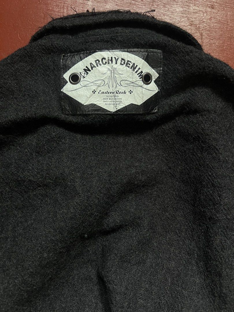 00s PPFM ( ANARCHY ) (Category: Coats, Jackets and Outerwear) located in Lucena. Submitted by proxyhere (Listing ID 1468443150, Image 3). Description: PPFM Blazer, Cardigan, Wool (ANARCHY) patch. length 27 width 18.