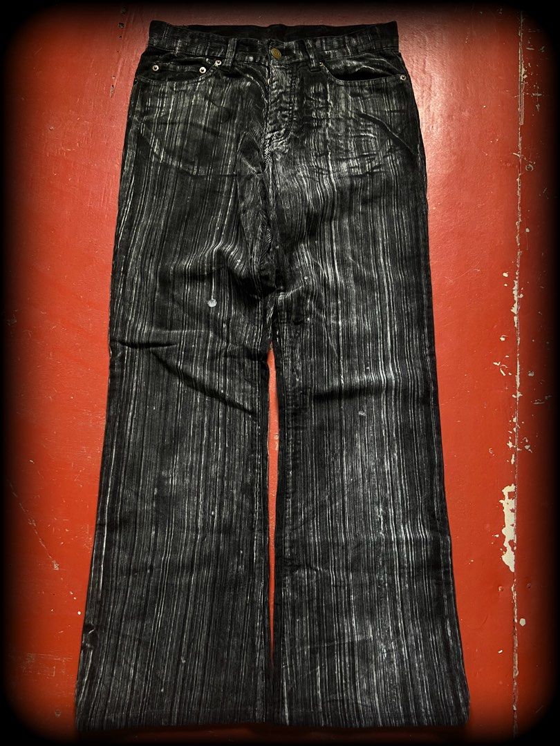 00s TORNADO MART (Category: Jeans) located in Lucena. Submitted by netnyahyo (Listing ID 1468439768, Image 1). Description: 00s Tornado Mart Buttonfly, Bootcut, Washed Curduroy. size 29 length 39 thighs 11 knee 8 leg op 9.