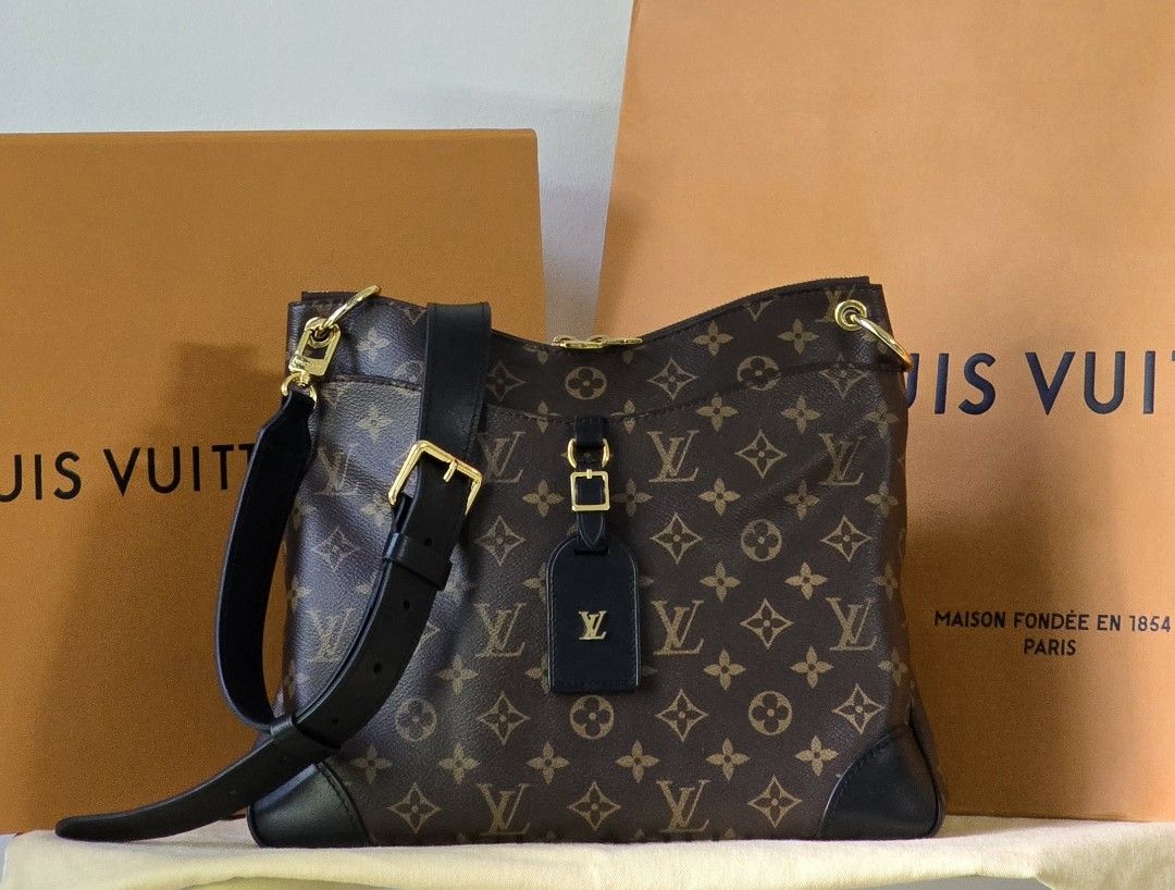 100% Authentic Louis Vuitton Odeon PM Microchipped (Category: Luxury Bags & Wallets) located in Cebu City. Submitted by anythingunderthesun0211 (Listing ID 1468299029, Image 1). Description: SELLING LOW!!!!! inclusions: box, paperbag, dustbag and Entrupy COA Flaw: minimal cracks on the lip but hardly noticeable..