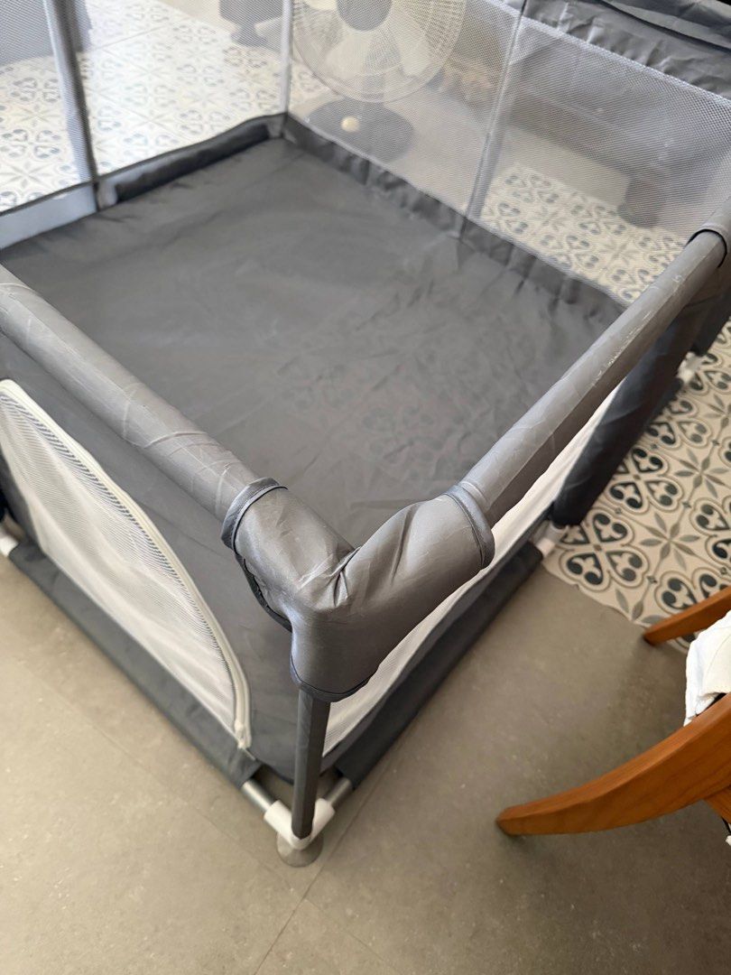 120x120 playpen (Category: Infant Playtime) located in Manila. Submitted by uhkaixx (Listing ID 1468308946, Image 3). Description: Issue: Little tastas on the net.