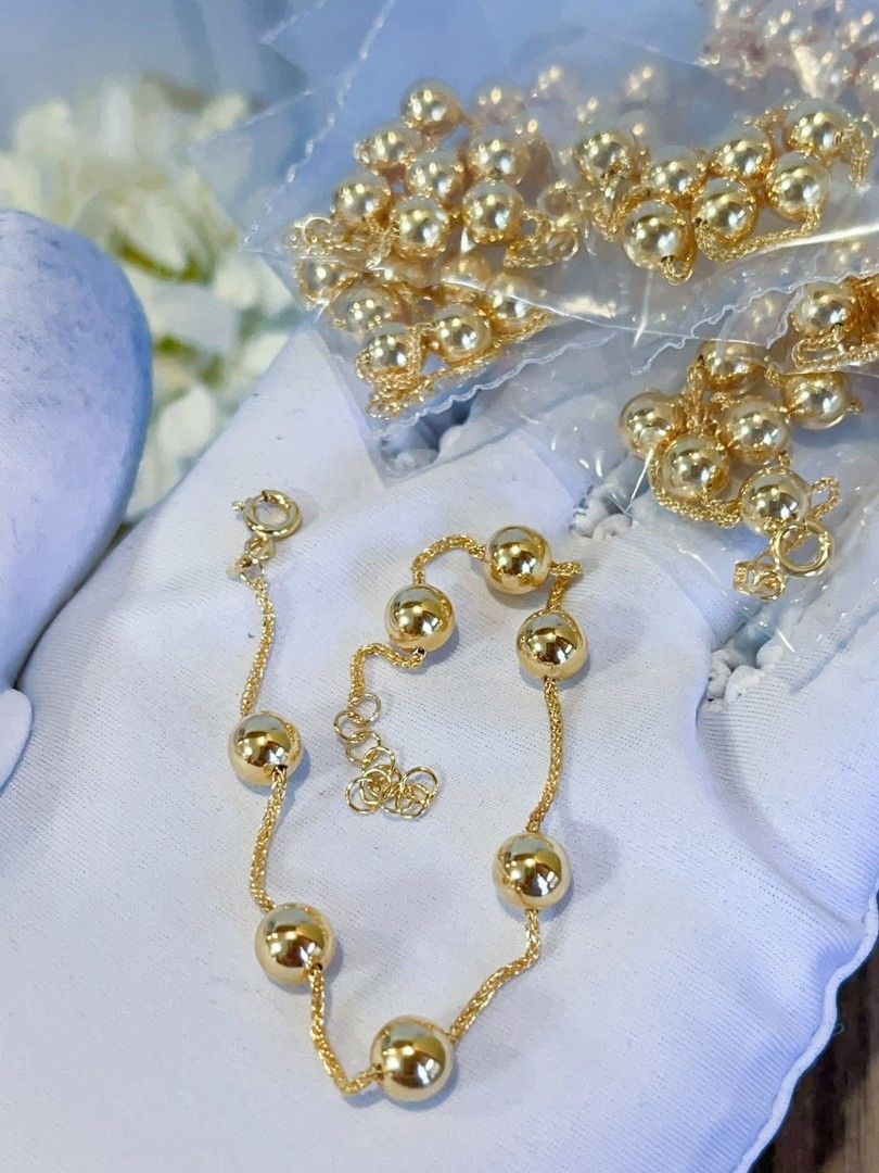 18k gold ball bracelet (Category: Bracelets) located in Manila. Submitted by luxesparks (Listing ID 1468338079, Image 2). Description: .