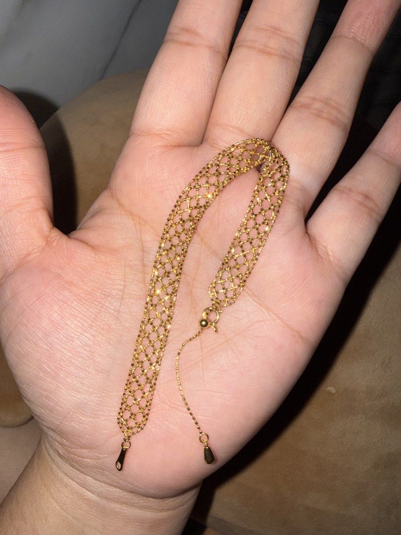 18k saudi gold Hongkong Setting (Category: Luxury Accessories) located in Manila. Submitted by rizel2290 (Listing ID 1468332014, Image 1). Description: 3 grams 7990 per gram =23,970 Size 6. To 7 inches adjustable.