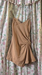 (Category: ) located in . Submitted by bellabells_thrifthings (Listing ID 1468430341, Image 1). Description: .