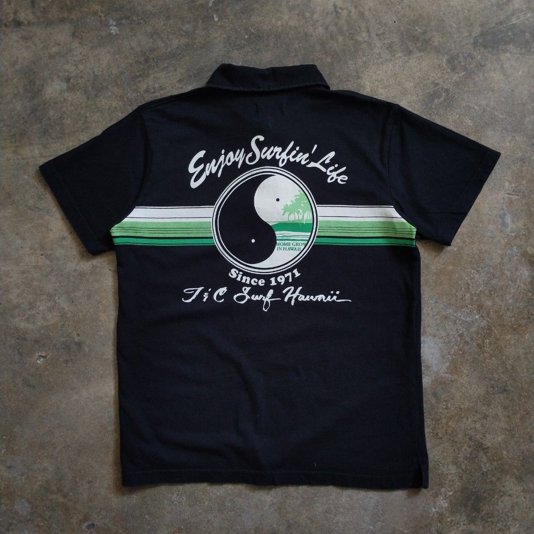 2000s T&C Surf Designs Yin & Yang Poloshirt (Category: Shirts) located in Bulacan. Submitted by hustleoverluckphv2 (Listing ID 1468340313, Image 2). Description: 2000s T&C Surf Designs Yin & Yang Poloshirt Medium on tag Measurements Width - 20" Length - 25" Php 490.