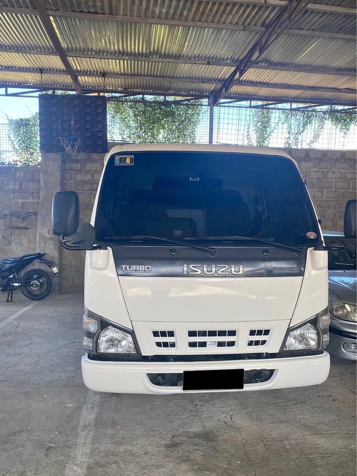 2017 ISUZU NHRNT TRUCK Manual (Category: Used Cars) located in Caloocan City. Submitted by carolina_cars.com (Listing ID 1289278998, Image 1). Description: pm me for more details..