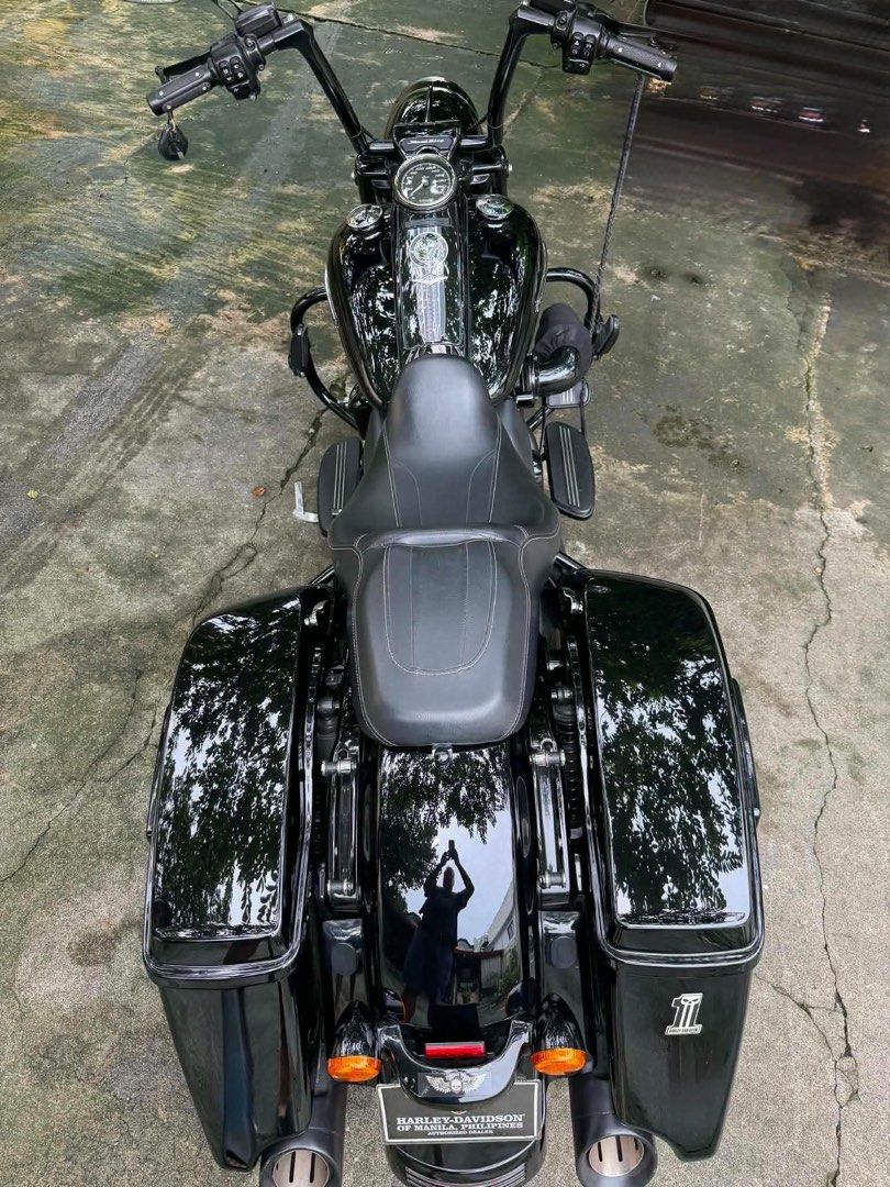 2022 Harley Davidson Road King Special (Category: Motorbikes for Sale) located in Quezon City. Submitted by lucky.323 (Listing ID 1468353832, Image 3). Description: Harley Davidson Road King Spexial Date purchased 2022 1st owner Casa maintained in Harley Davidson Cavite Ready to use Mikeage 10-20 Asking price 1,420M.