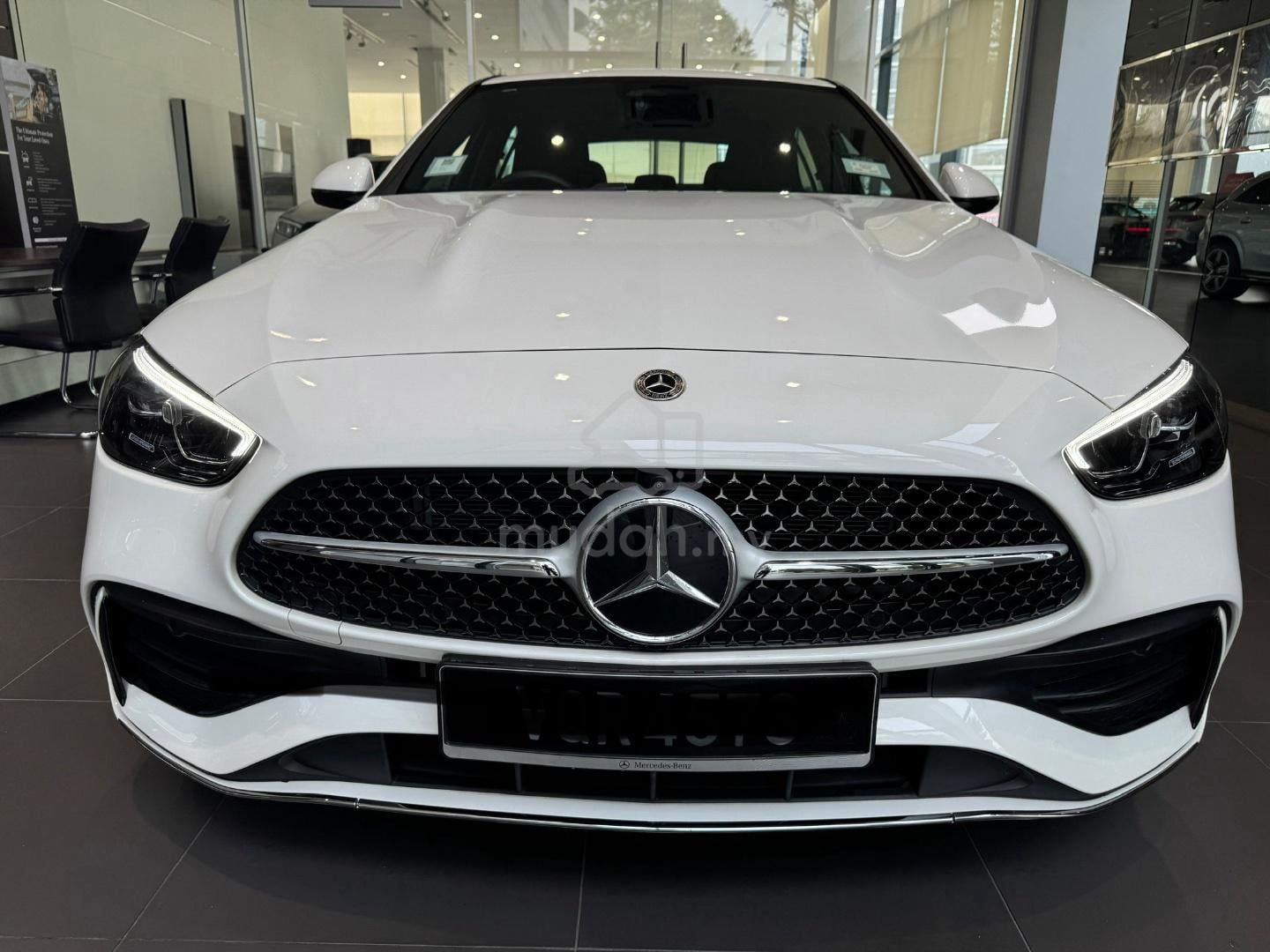 2025/26 Mercedes-Benz C200 AMG line Pre-Owned CTF, Cars, Cars for Sale ...