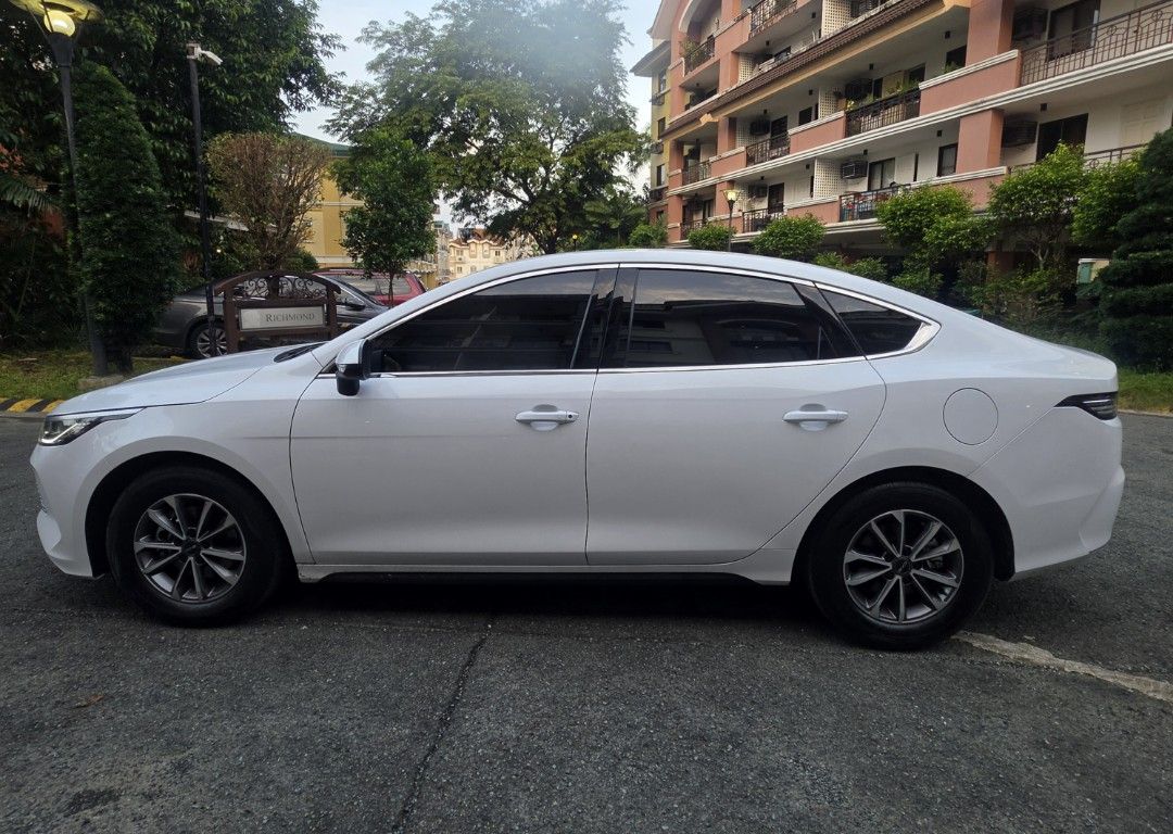 2026 BYD SEAL 5 Automatic Auto (Category: Used Cars) located in Quezon City. Submitted by robinichie45 (Listing ID 1468300200, Image 3). Description: Brand New Condition 2026 BYD Seal 5 HYBRID Matic EV-HEV All power 6tkms Rim 17 Premium Rims 98%Tire Life with Crystal Coating 2 Sets of Keys & Card Full options Newly pms done this OCT No issues Not Flooded RFS-Wants to buy the Sealion Call or Tex 09688551956 QC.