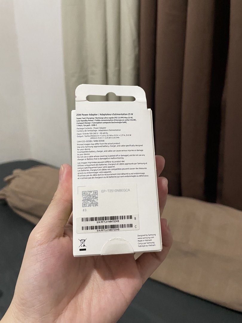 25w orig samsung adapter (Category: Other Gadgets) located in Manila. Submitted by keenhorse_07f885 (Listing ID 1468379534, Image 2). Description: .