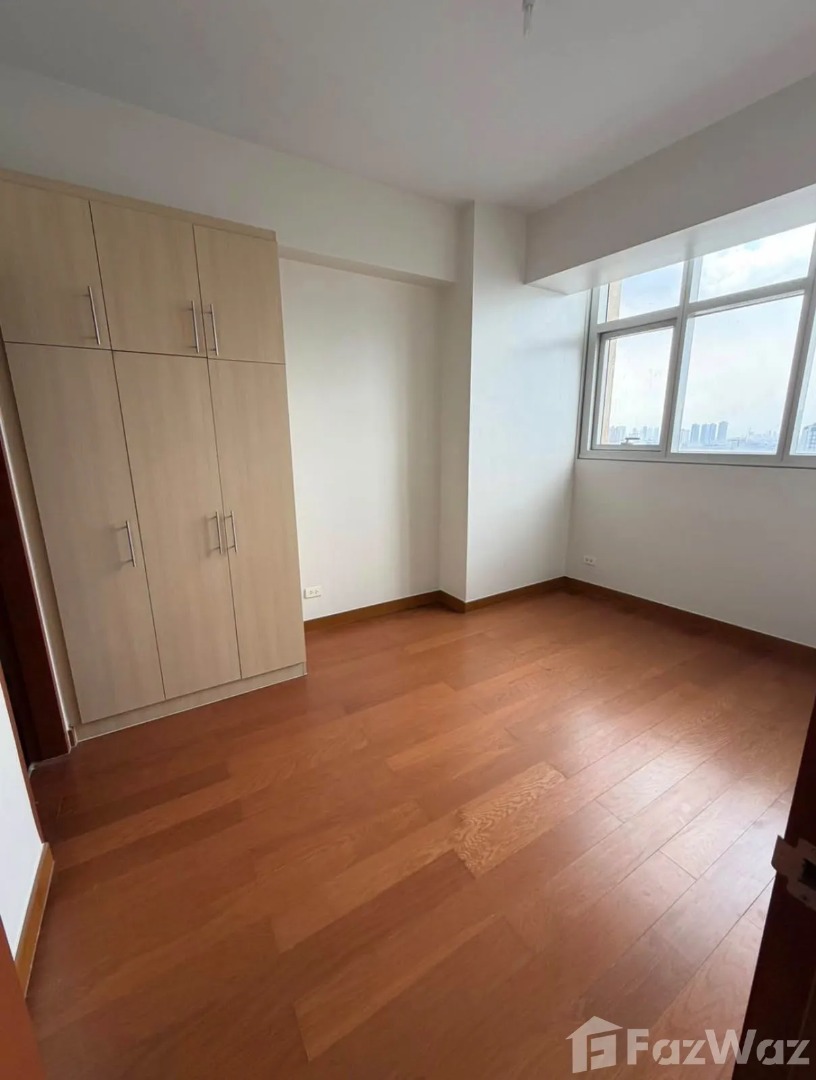 (Category: ) located in . Submitted by propertyproph (Listing ID 1468299140, Image 1). Description: .