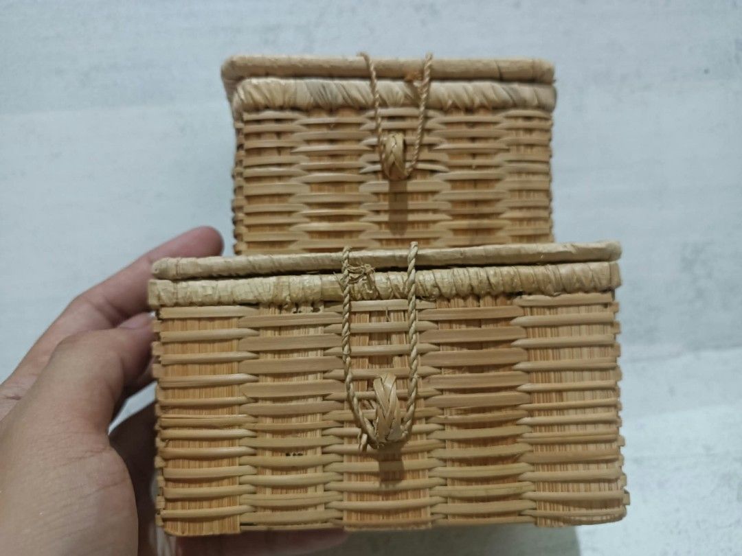 2 set Hand-woven wicker and straw storage/sewing baskets (Category: Handmade Craft) located in Davao. Submitted by lotispreloved (Listing ID 1468459444, Image 3). Description: .