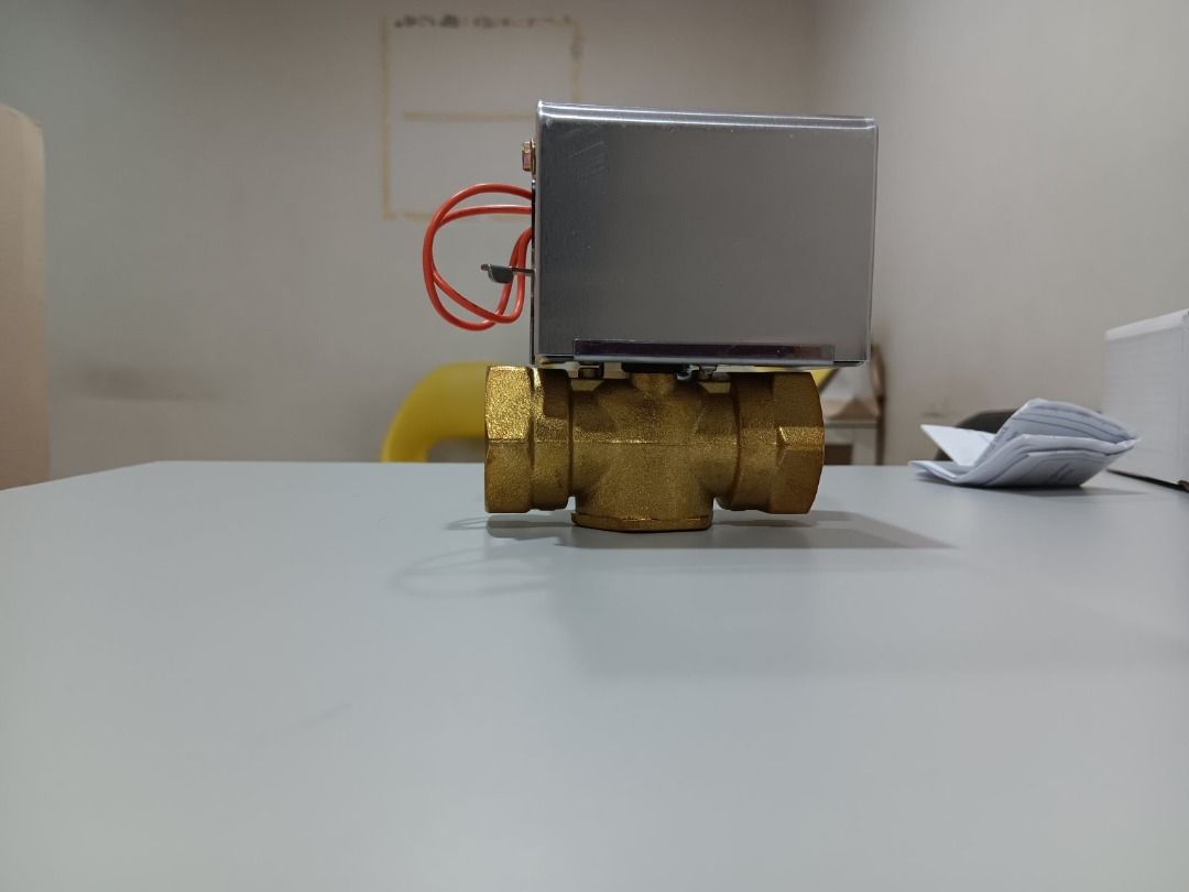 2- way Motorized Valve (Category: Air Conditioning and Heating) located in Makati City. Submitted by johnstone_mkt (Listing ID 1468499297, Image 1). Description: DYH01.A.220C Use: Ideal for residential or light commercial systems Features: Energy-efficient, precise fluid direction DYH01.A.225A Use: Zonal control for HVAC, plumbing, and hot water systems Features: Electric motor, compact, reliable flow control.
